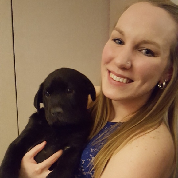 Meet your Posher, Emily - Picture 4 of 4